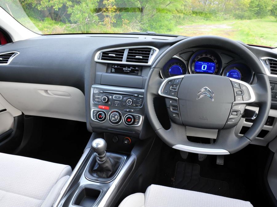  Citroen C4 2011 года  (AU) (фото 3 из 5)